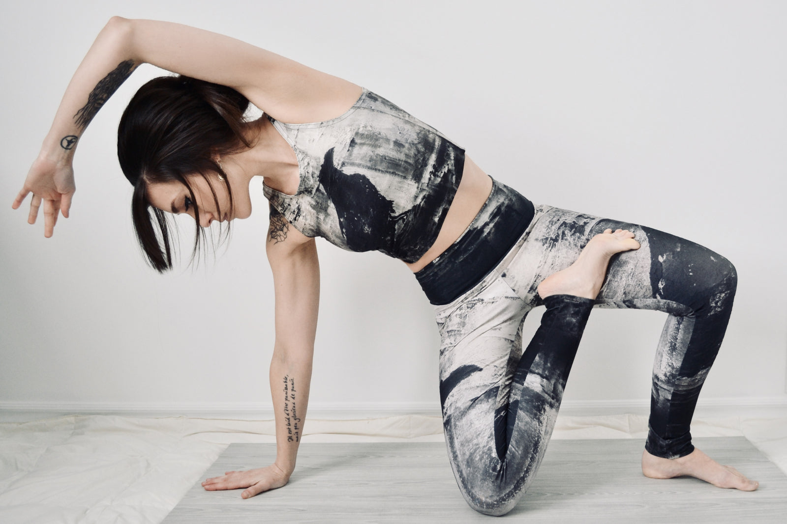 Raven Athletic Crop Top