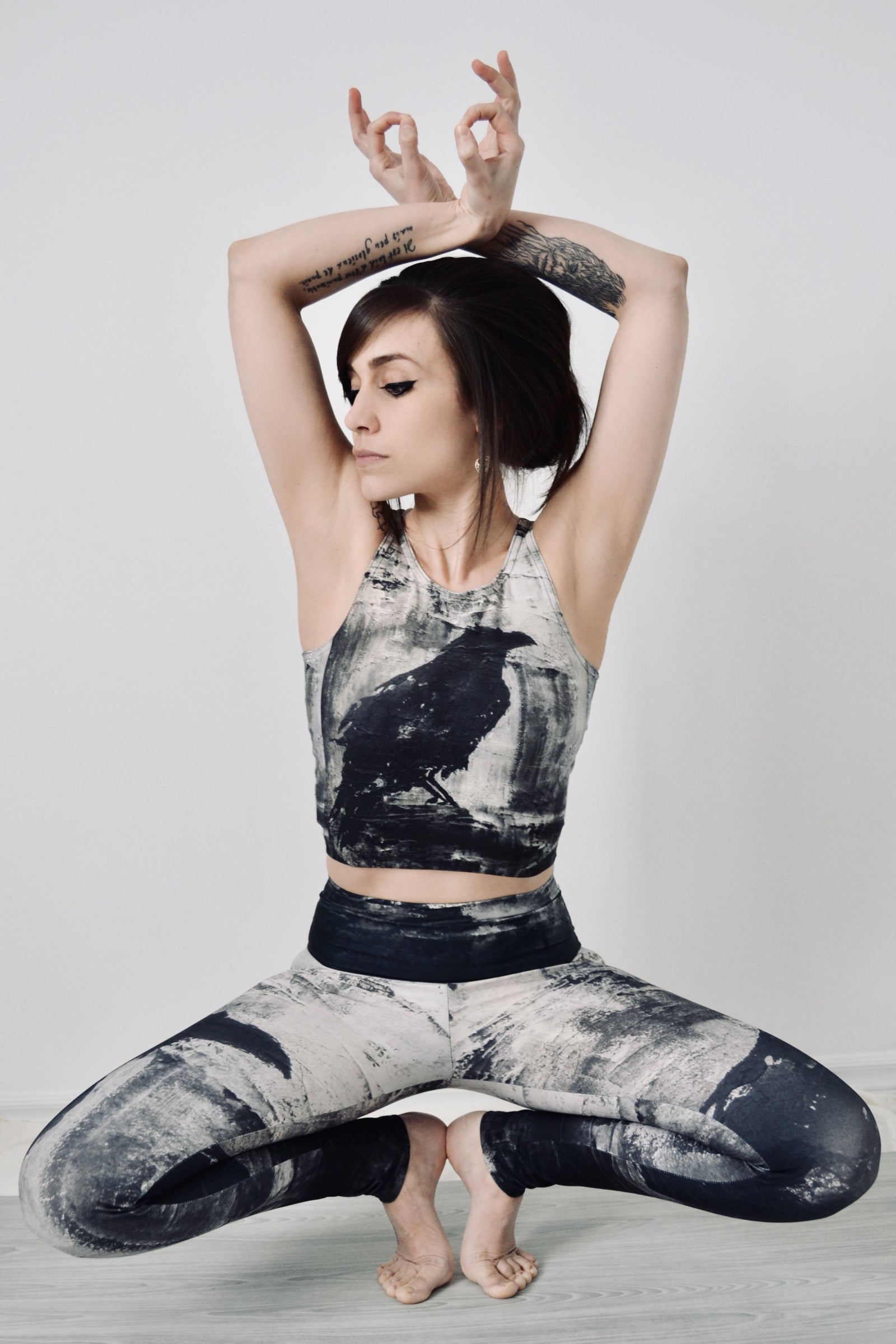 Raven High Waist Leggings