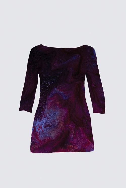 Curve Boat Neck Long Sleeve Tunic