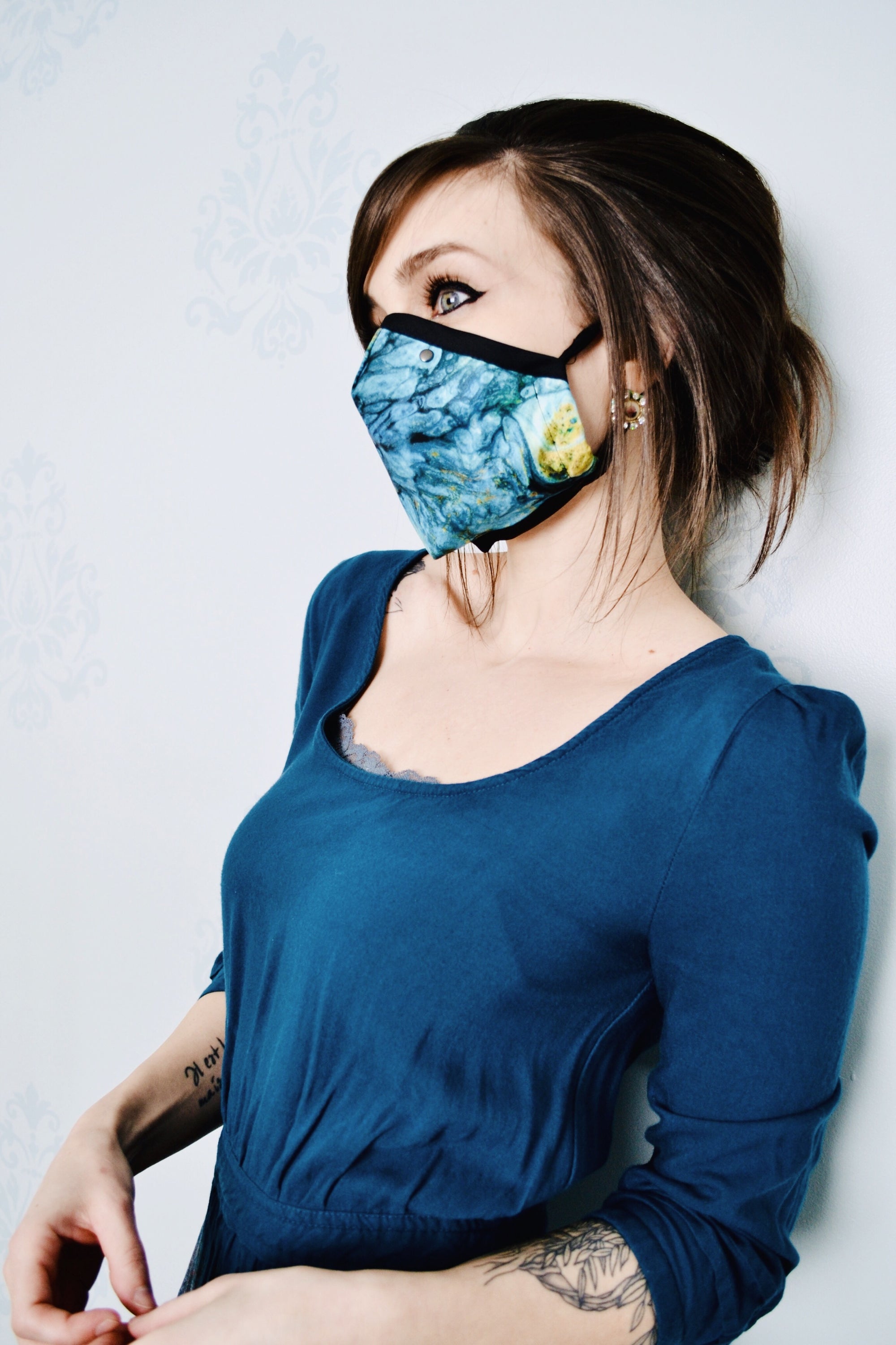 Oceana Swan Mask