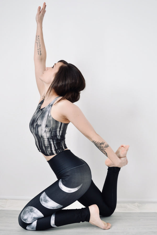 Moon phase yoga store leggings